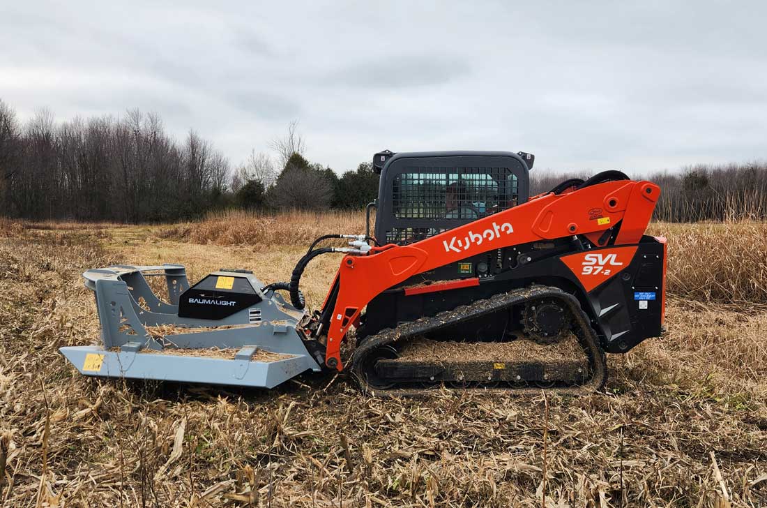 Baumalight CF772 rotary brush cutter cutting operation