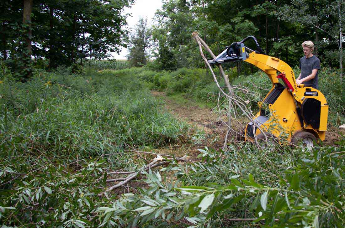 Baumalight ISH3M tree puller — Baumalight tree puller for brush pulling