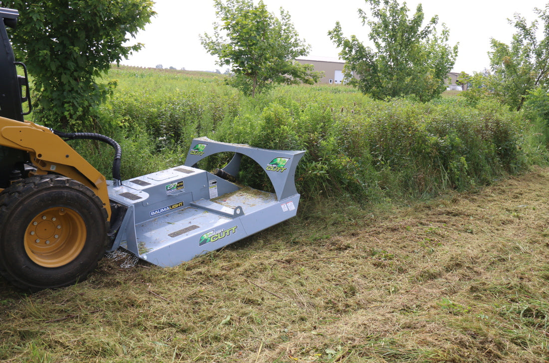 Baumalight CF572 rotary brush cutter deck and working detail