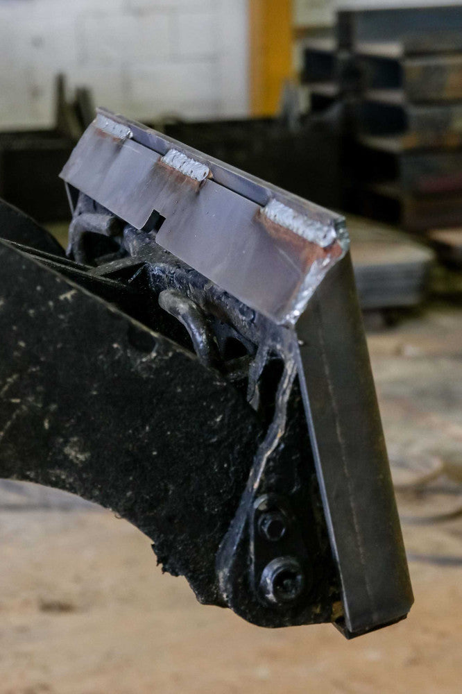 Express Steel Toro Dingo Quick Attach Plate - manufacturer view 2