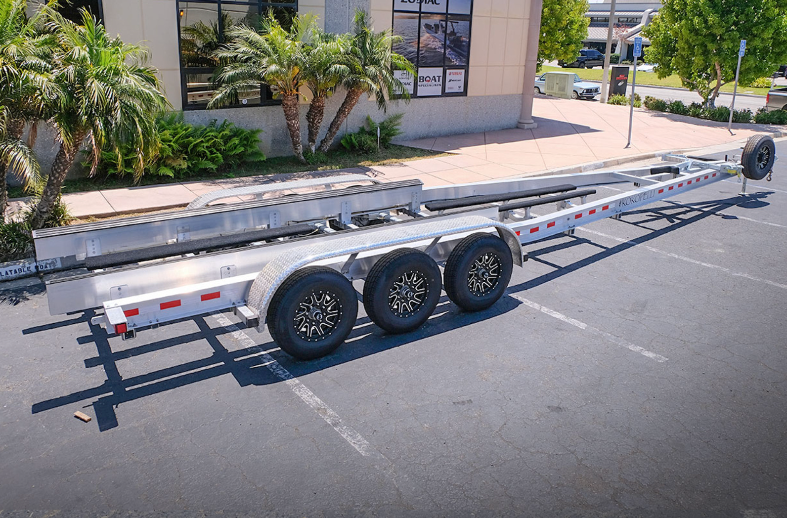 Kokopelli Trailer | 32/34-15000 Triple Axle w/ Brakes