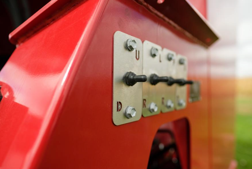 Travis Seed Cart – HitchDoc - 275 Units - Conveyor Gooseneck Hitch