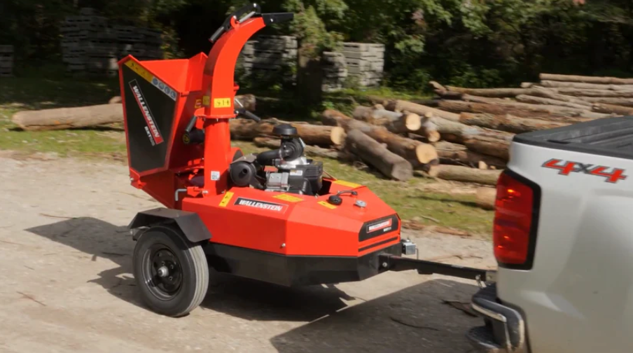 Wallenstein Towable Gas Wood Chippers (Gravity Feed) | BXC34–BXT72S & BXM Series
