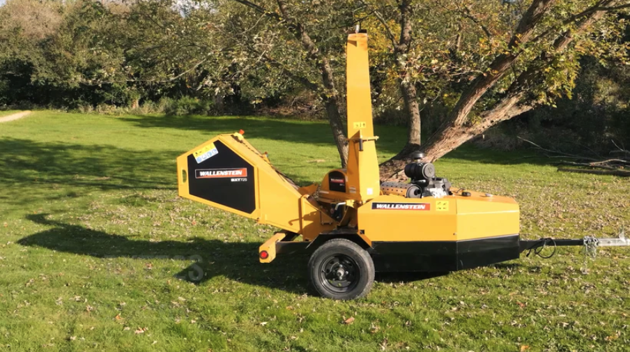 Wallenstein Towable Gas Wood Chippers (Gravity Feed) | BXC34–BXT72S & BXM Series