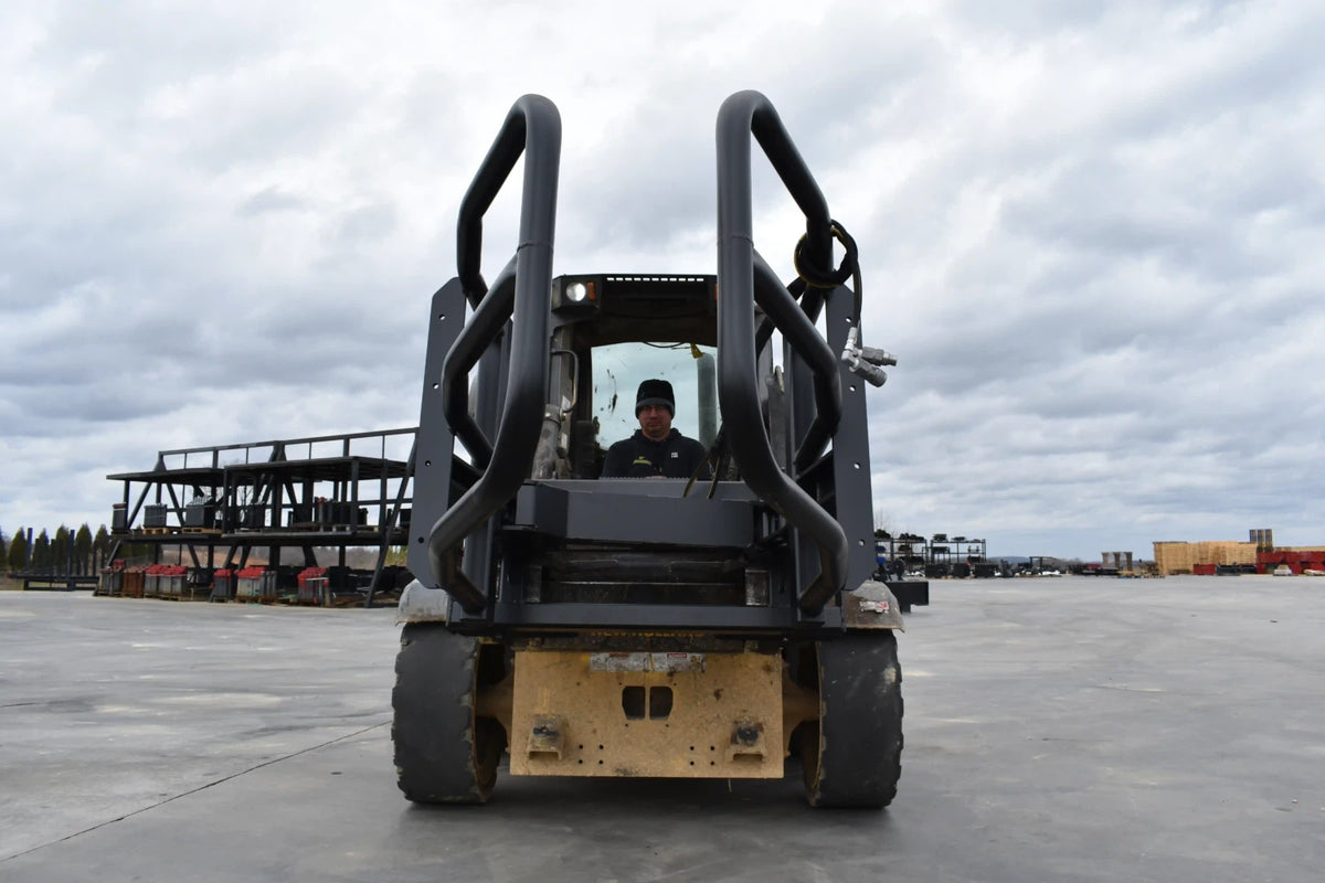 Loflin Fabrication Hydraulic Bale Squeezer For Skid Steers & Track Loaders; manufacturer family image, illustrated configuration may differ.