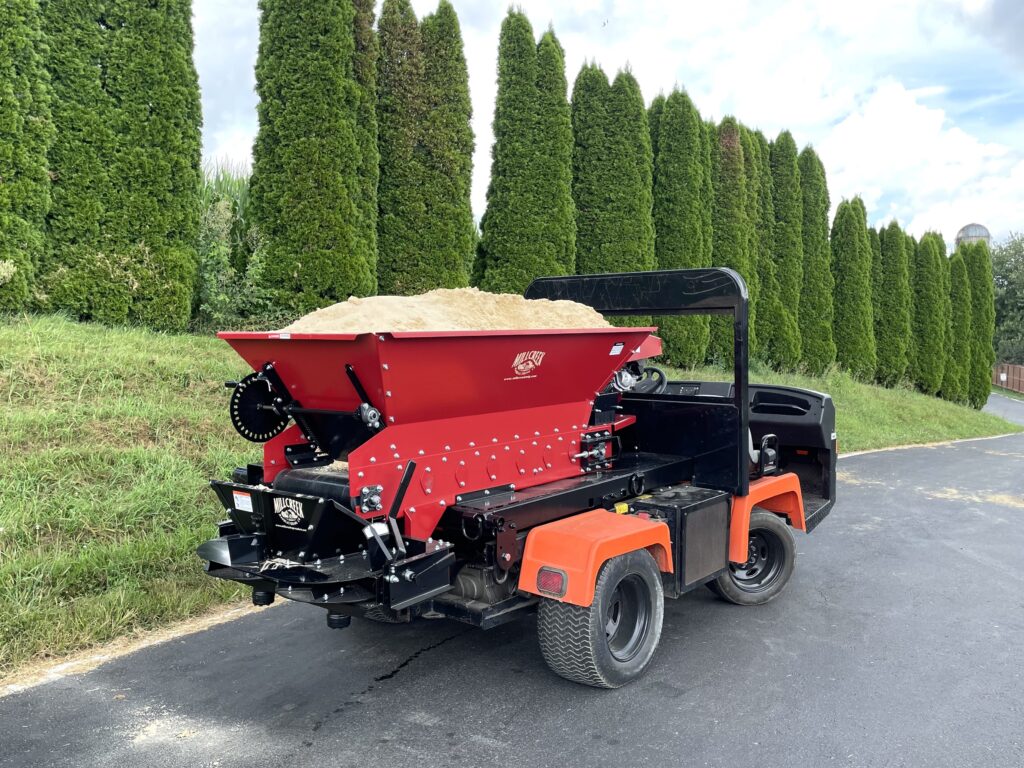 Millcreek 1100 greens topdresser