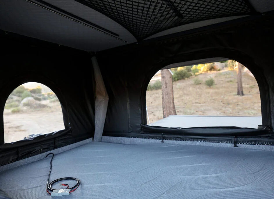 Zion Aluminum Shell Pop-Up Roof Top Tent