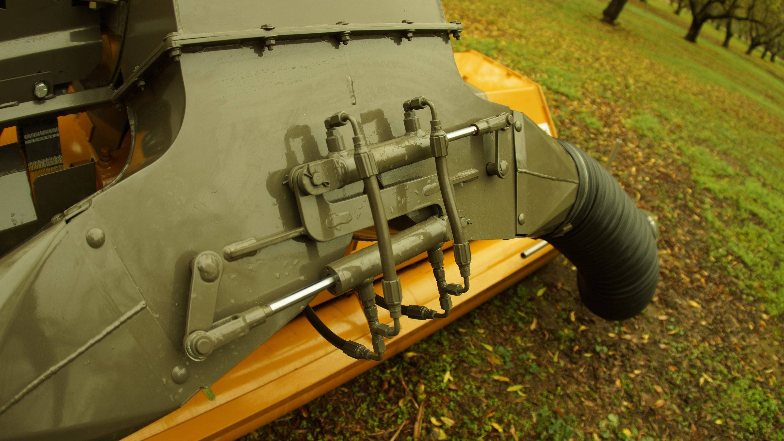 Vrisimo Berm Blower BL Series