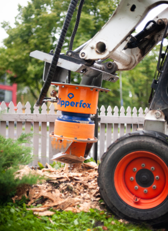 Dipperfox Stump Crusher – Stump Grinder for Excavators 6–14 Ton, Skid Steers & Track Loaders (17–40 GPM) – SC600