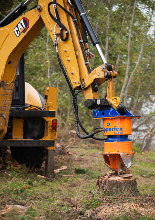 Dipperfox Stump Crusher – Stump Grinder for Excavators 6–14 Ton, Skid Steers & Track Loaders (17–40 GPM) – SC600