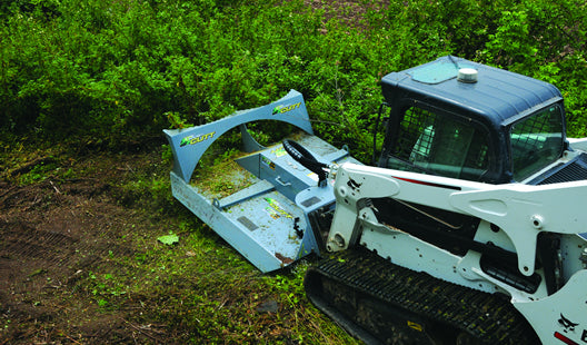 Baumalight CF560 rotary brush cutter field use