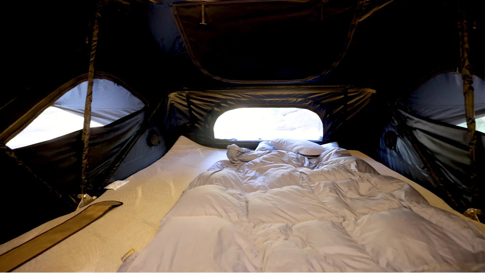 Yosemite Snail Soft Shell Roof Top Tent