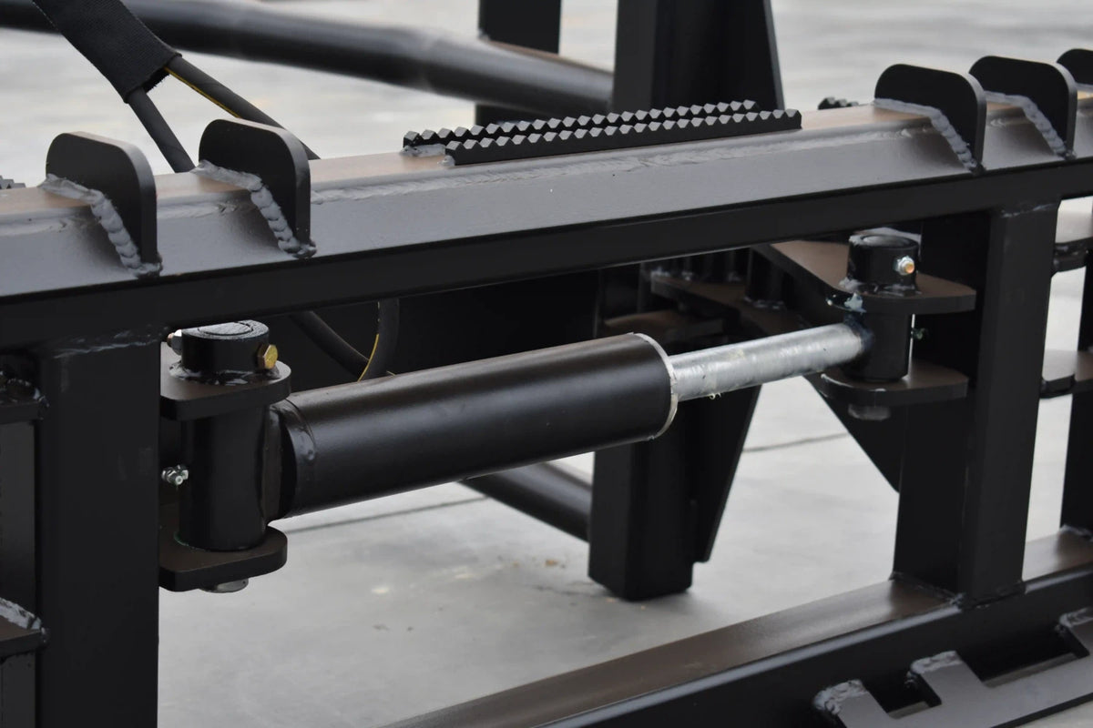 Loflin Fabrication Hydraulic Bale Squeezer For Skid Steers & Track Loaders; manufacturer family image, illustrated configuration may differ.