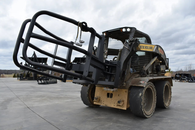 Loflin Fabrication Hydraulic Bale Squeezer For Skid Steers & Track Loaders