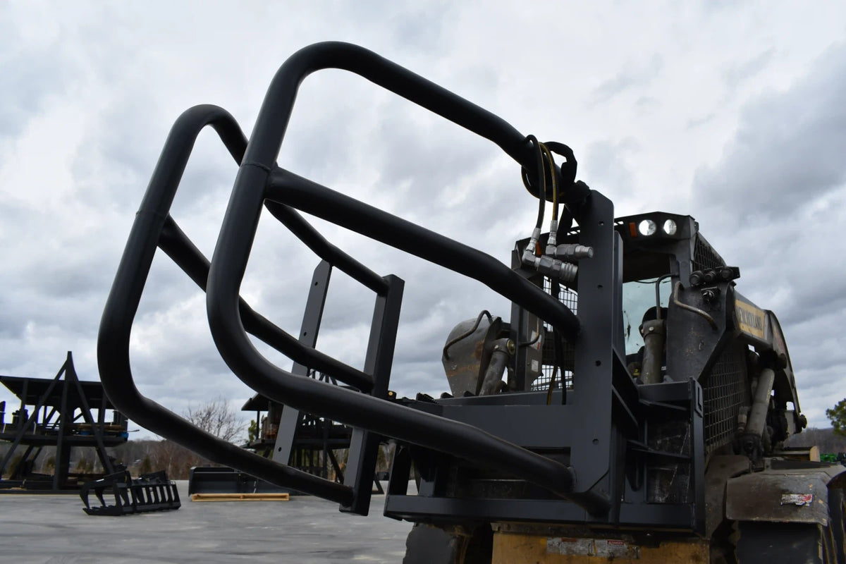 Loflin Fabrication Hydraulic Bale Squeezer For Skid Steers & Track Loaders; manufacturer family image, illustrated configuration may differ.