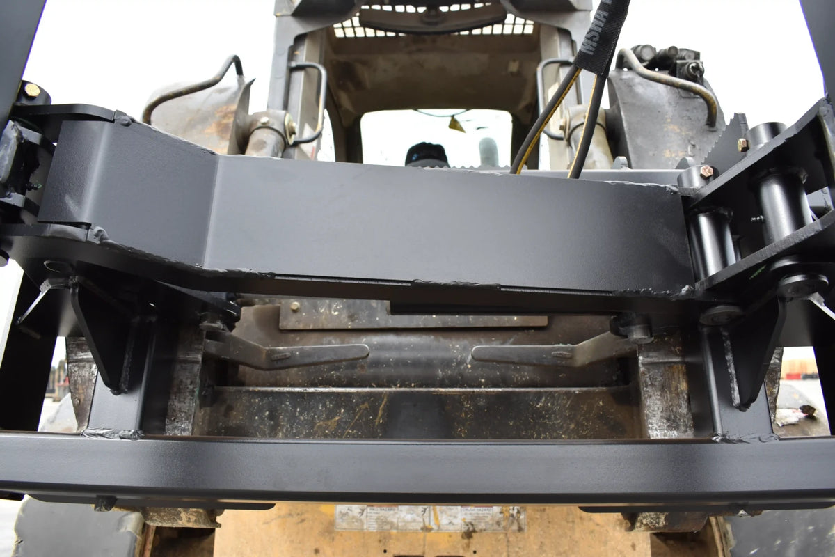 Loflin Fabrication Hydraulic Bale Squeezer For Skid Steers & Track Loaders; manufacturer family image, illustrated configuration may differ.