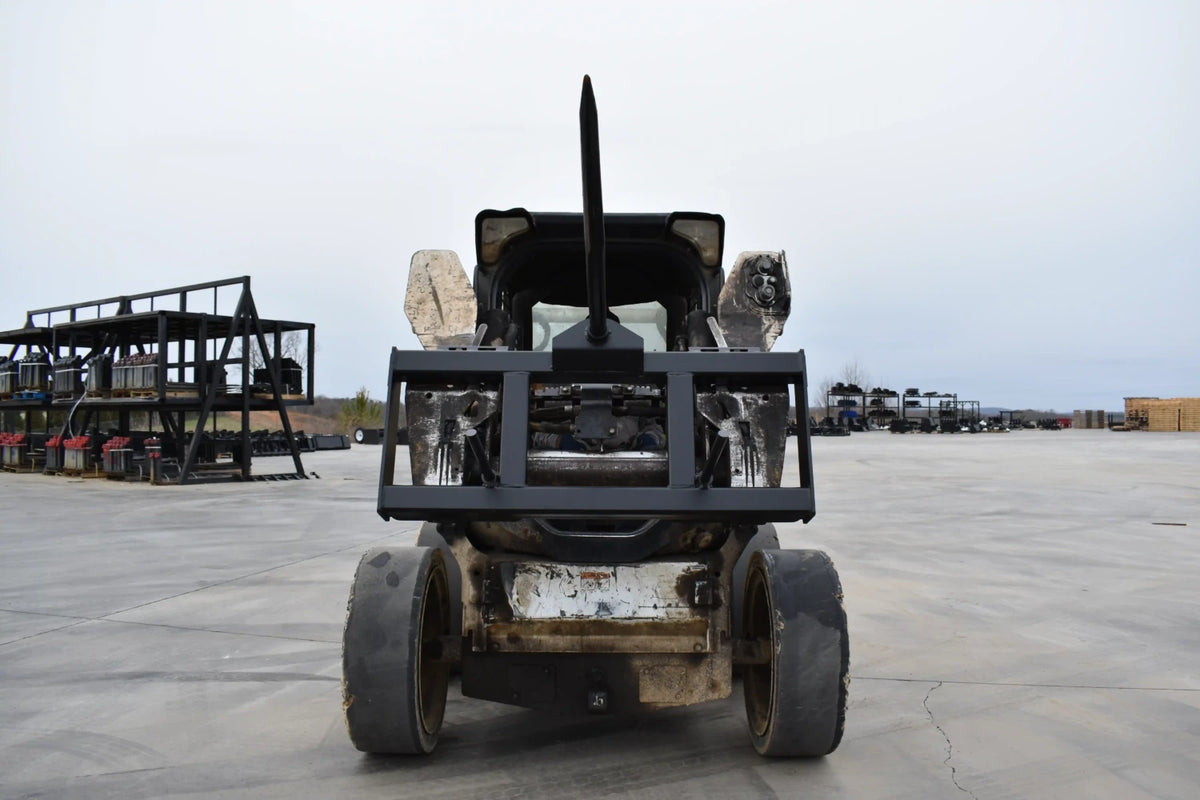 Loflin Fabrication Hay Spear For Skid Steers & Track Loaders; manufacturer family image, illustrated configuration may differ.