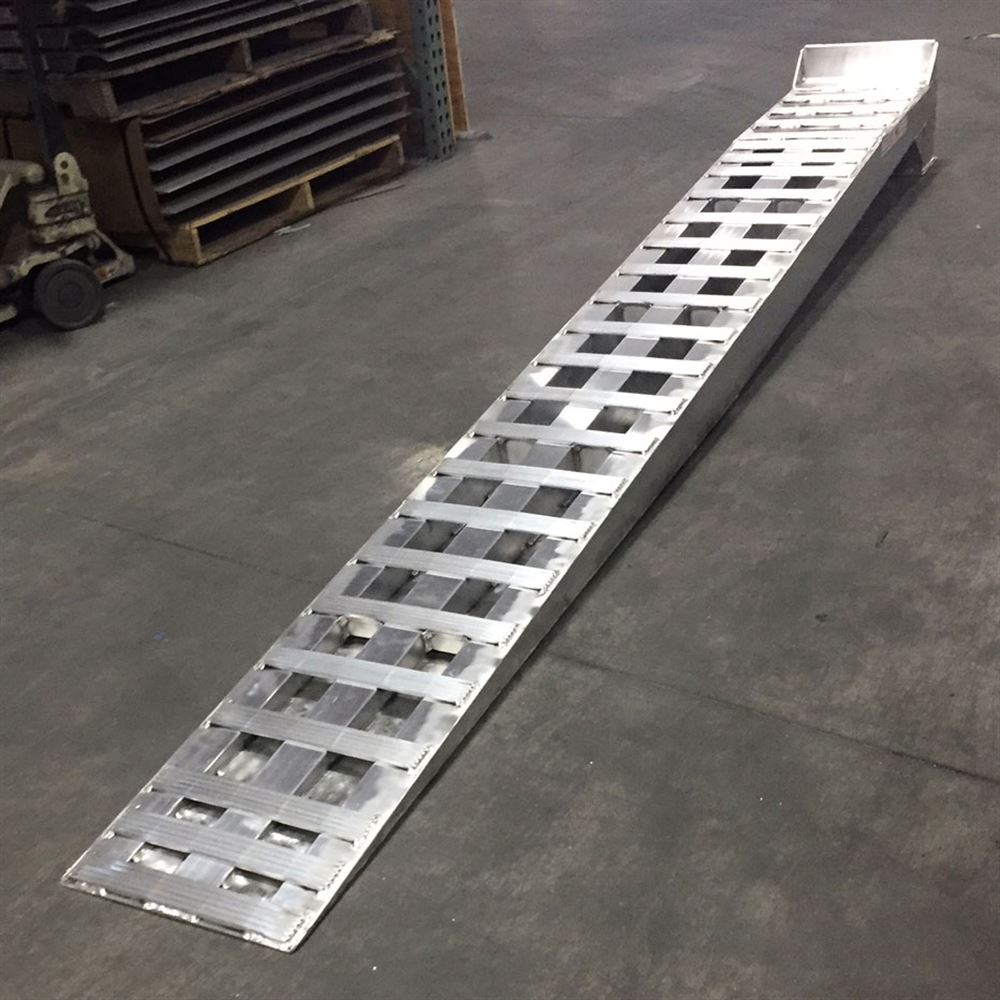 HD Ramps 15-15-137-RISER: detail view 2