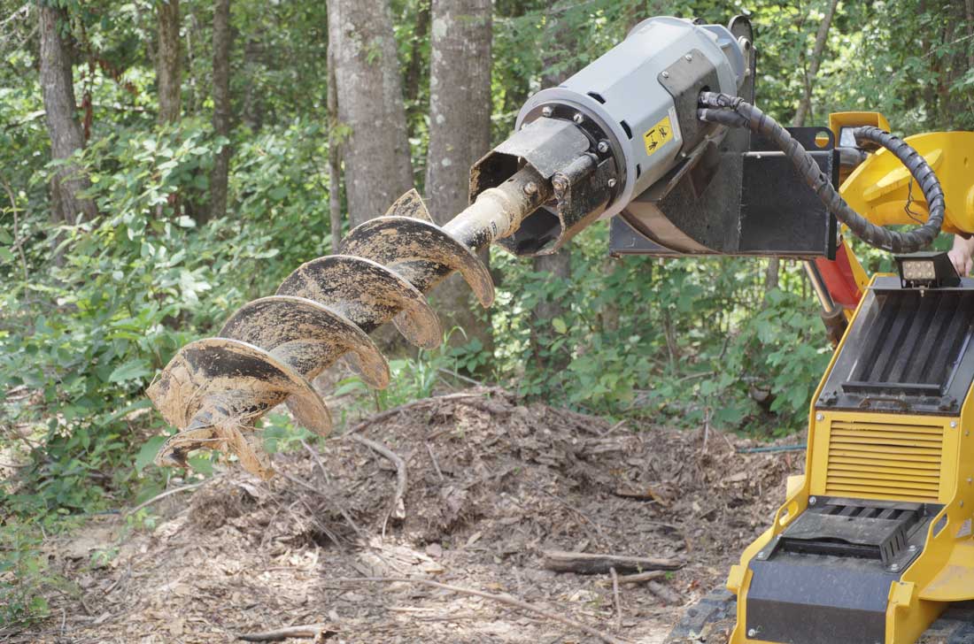 rc586 auger with heavy duty frame